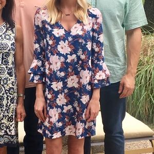 Adorable Bell sleeve floral dress